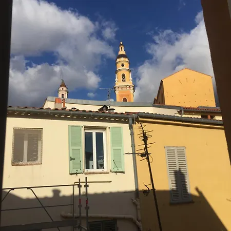 Sejour Authentique Avec Vue A Lejlighed *